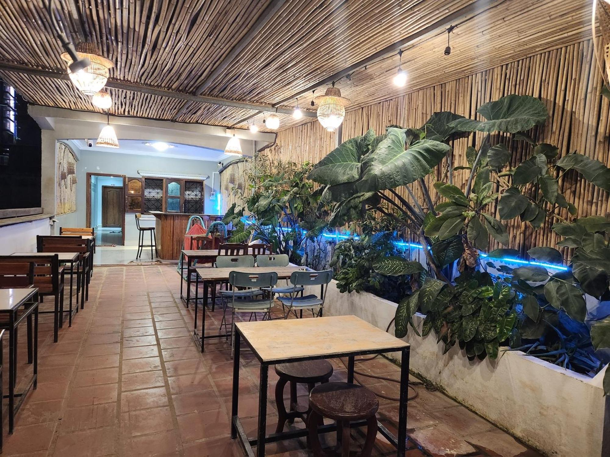 The Blue Guest House Battambang Ngoại thất bức ảnh
